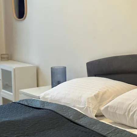 Modern Skorepka 4 * Prag